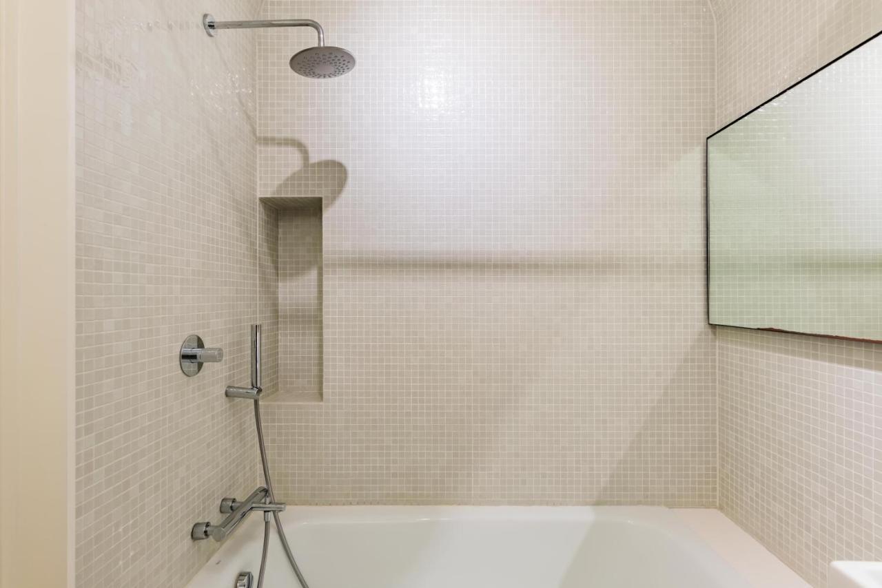 Chiado Prime Garrett Apartment Lissabon Buitenkant foto
